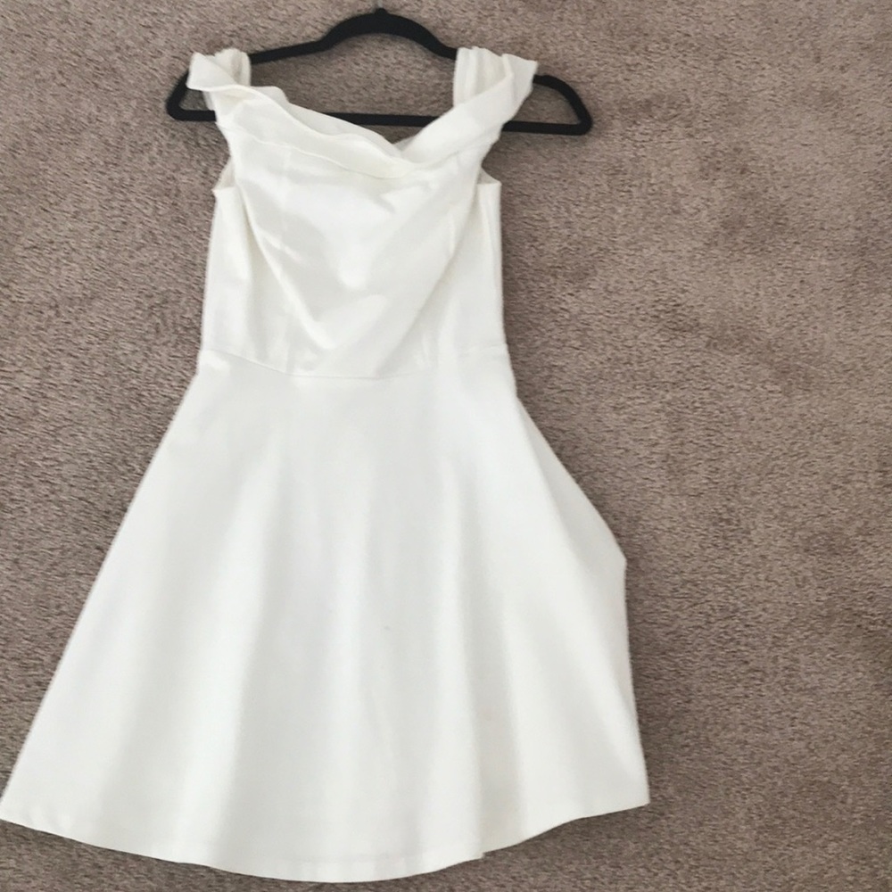 Lulus off the shoulder short dress